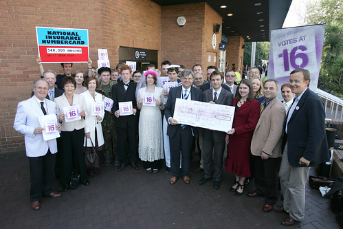 Campaigners for Votes at 16 including Sarah Ludford MEP, Jo Swinson MP, David Howarth MP and John Leech MP. Image by Alex Folkes/Fishnik.com