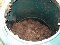 compost tumbler in action