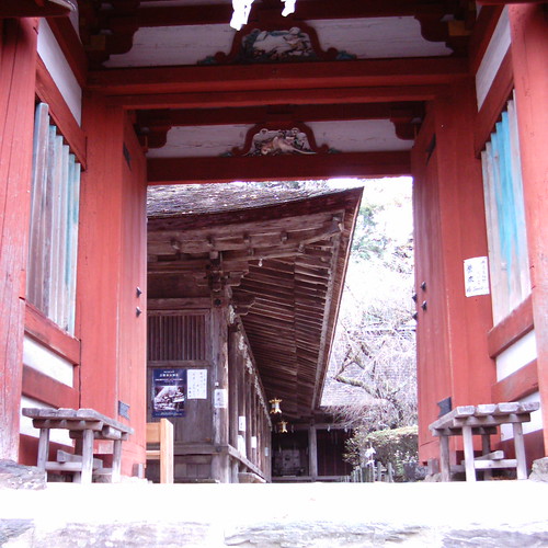 Entrance of Yoshino Mikumari-jinja [ Mt. Yoshino ]