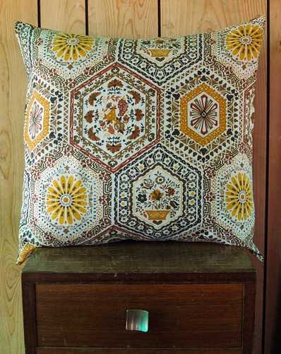 vintage canvas cushion cover