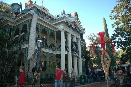 09 - Haunted Mansion Holiday (12)