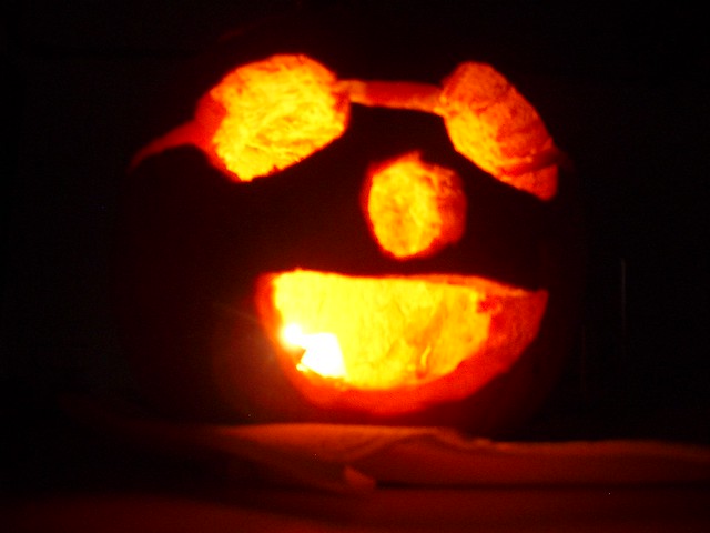 raoul's pumpkin lit up!