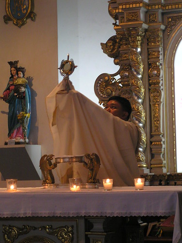 Holy Eucharist by jardek.