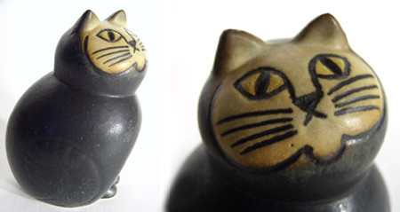 pottery cat representation