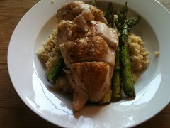 Roasted chicken w asparagus and couscous