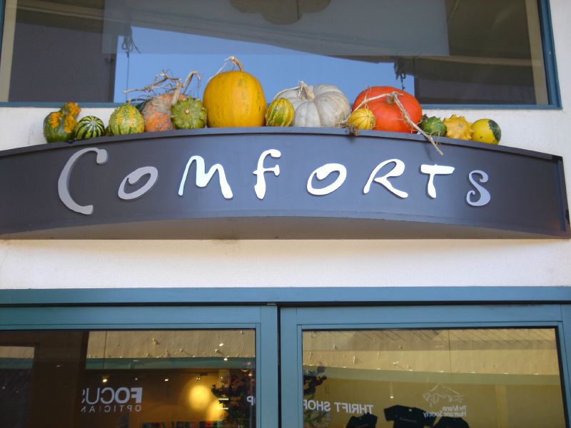 Comforts Cafe