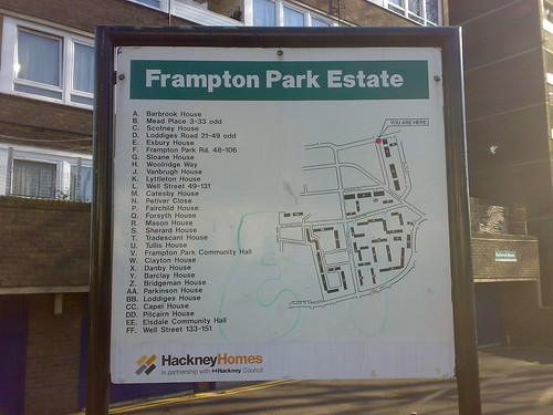 Frampton Park Estate by sf2london