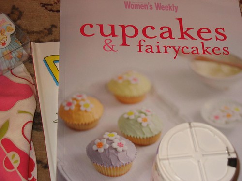 A cupcake cookbook!