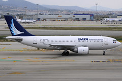 Sata International A310-304 CS-TGU BCN 28/05/2011