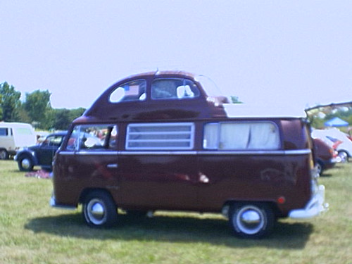 1968 VW bus with 1964 bug top