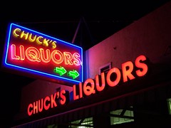 20071104 Chuck's Liquors