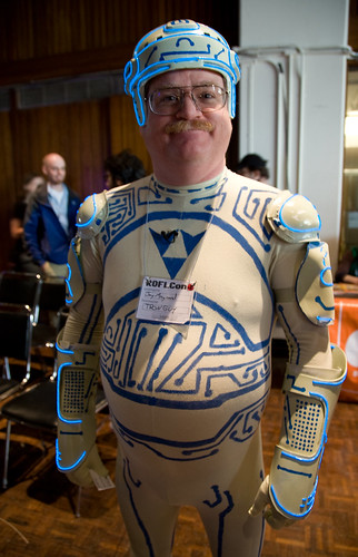creative commons hi-res photo of the day:  Tron Guy (1159 x 1800)