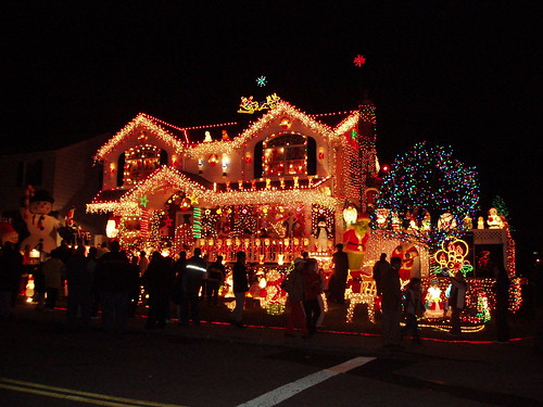 Christmas lights, Queens, NYC by jane_sanders.