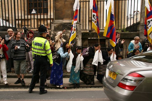 Dalai Lama at Oxford, the supporters