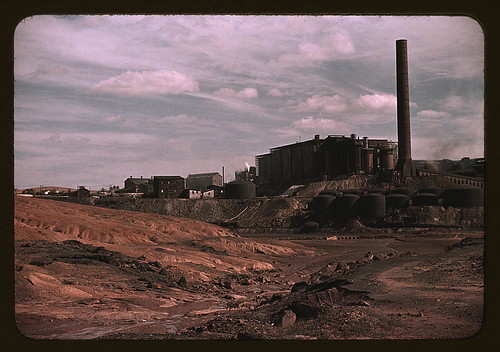 Copper mining and sulfuric acid plant, Copperhill], Tenn. (LOC)