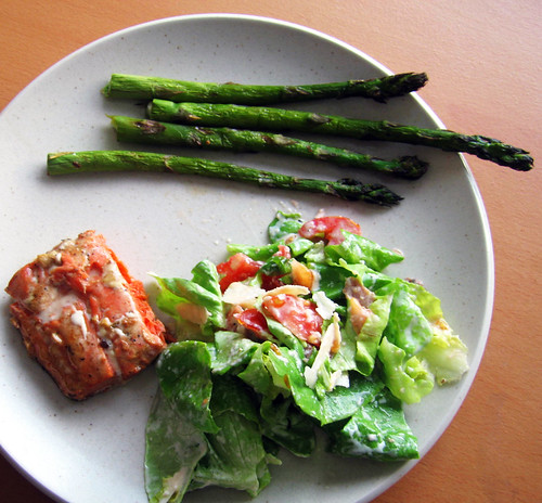 dinner - marinated salmon, grilled asparagus