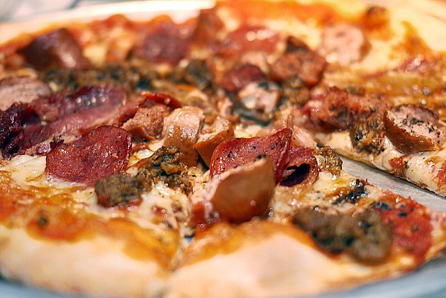 carnivore pizza2