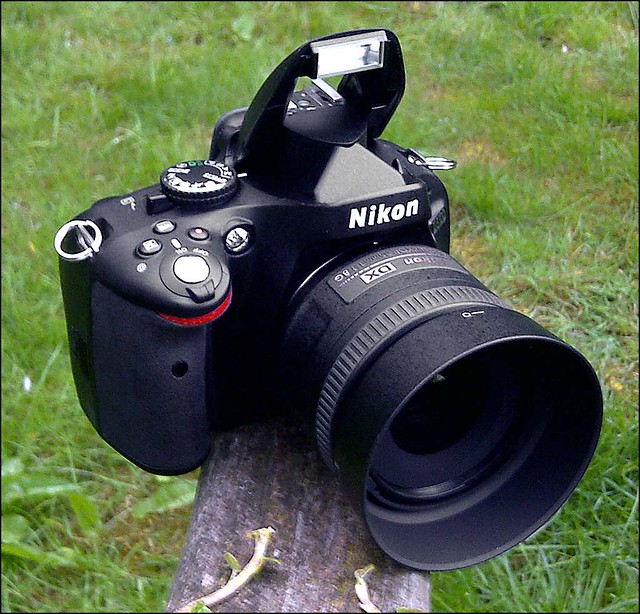Nikon D5100 35mm f/1.8
