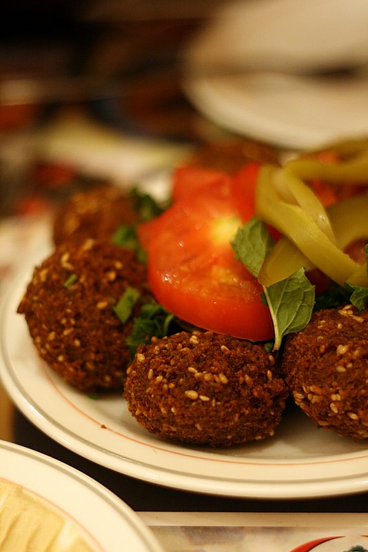 falafel with tahina sauce