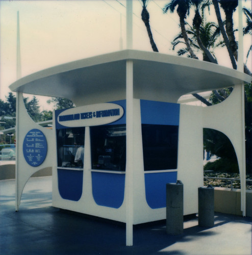 Ticket booth (Group)