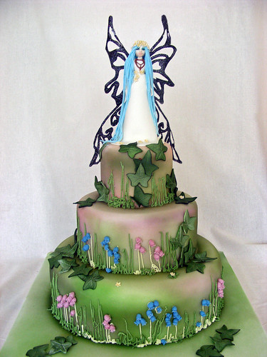 Posted in Fancy Cakes Unusual Cakes Wedding Cakes
