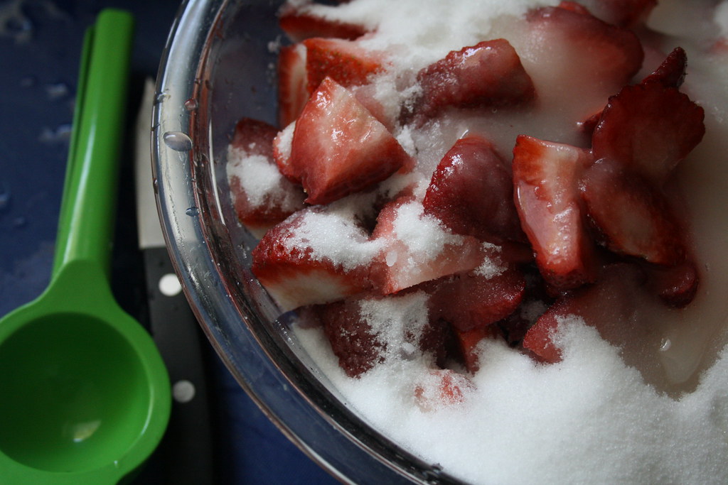 My first batch of jam: Strawberry Rhubarb