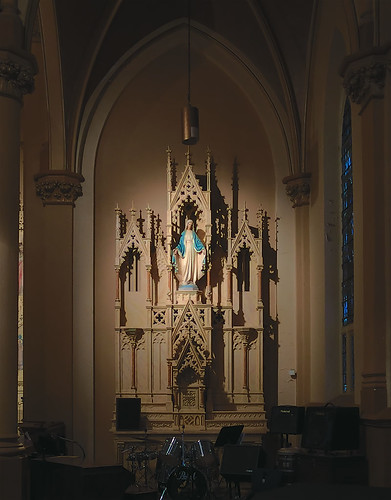 Saint Augustine Roman Catholic Church, in Saint Louis, Missouri, USA - Mary's altar