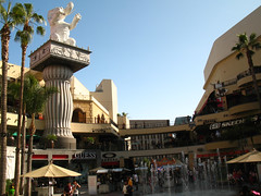 Hollywood and Highland Center Plaza (2)