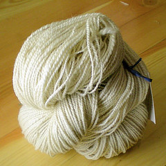 Pure Snow - handspun BFL/Alpaca yarn pile