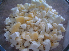 Mezcla de queso de cabra y queso chester