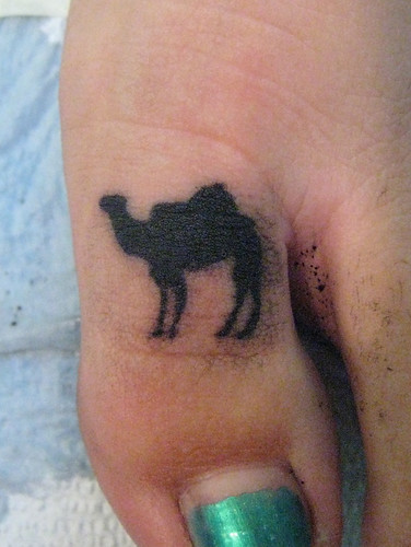 hilarious tattoos. camel toe tattoo