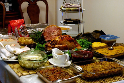 thanksgiving spread by Joits.