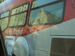 Metro Rapid Bus, Mid Wilshire, Los Angeles