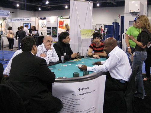 Kris Krug and Jeremy Wright at the b5 media Poker table at Blogworld Expo