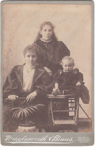 Emigrant family. New Zealand.