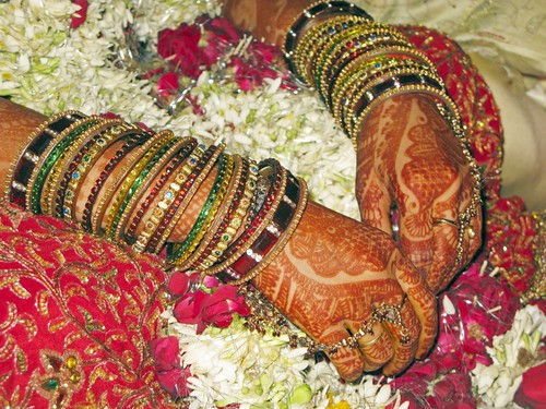 bridal makeup indian. Bridal makeup in Indian