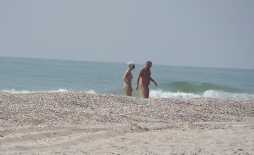 candid beach picture voyeur nudist pics: nudebeach