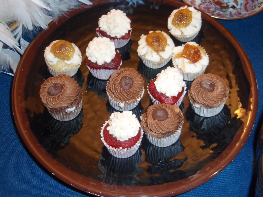 Kumquat Cupcakery mini cupcakes