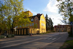 walk with camera in Munkkiniemi