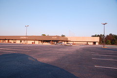 Former Wade Hampton Mall