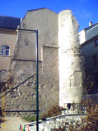 Paris walls