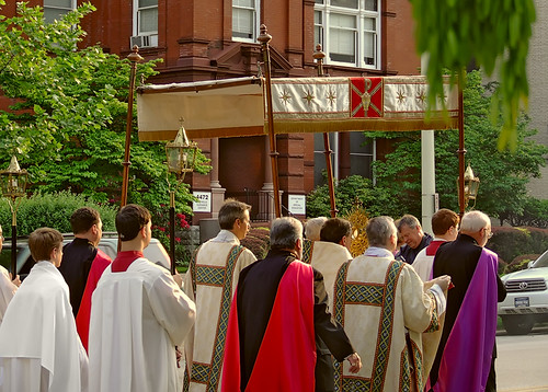 Corpus Christi procession 2008, of the Cathedral Basilica of Saint Louis, in Saint Louis, Missouri, USA - Procession 3