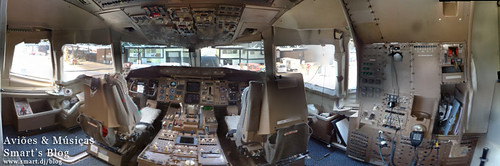 Boeing 767 - Cockpit
