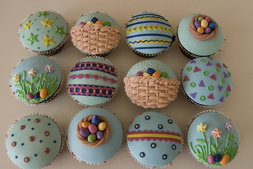 Easter Cupcakes 2 by rouvelee.