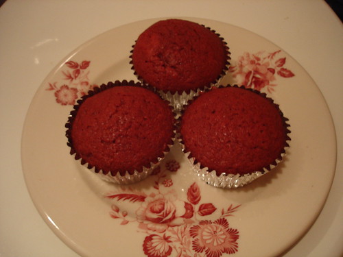 i wanted to make red velvet cupcakes.