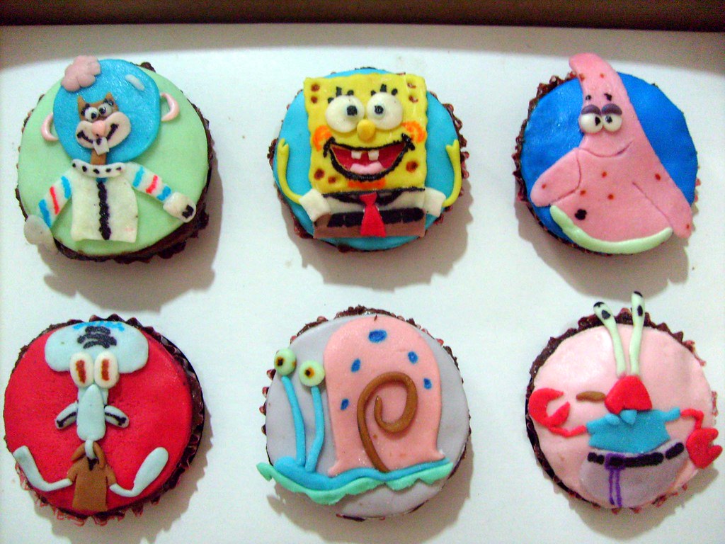 Spongebob and Friends MMF on cupcakes!