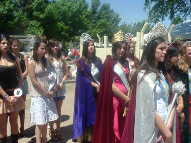 Reinas Nacionales invitadas a la 52º Fiesta Nacional del Maní
