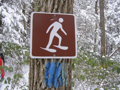 International symbol for snow shoeing?