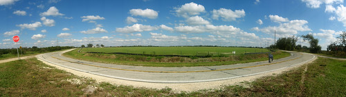 Sweeping bend on the Avon Park Cut-off Road in Polk County, Florida, USA