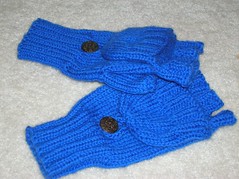 Convertible mittens (open)